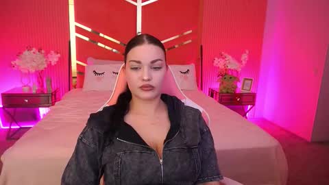 miss_kiitty online show from December 2025 02:48:01 PM