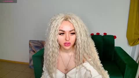 miss_kiten online show from February 2025 04:44:01 AM