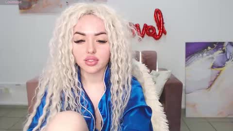 miss_kiten online show from February 2025 11:14:02 PM