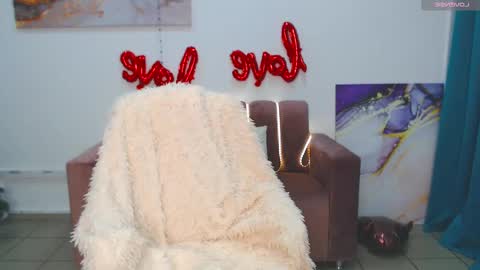 miss_kiten online show from February 2025 11:00:02 PM