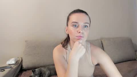 Kitty online show from December 2025 02:53:01 AM