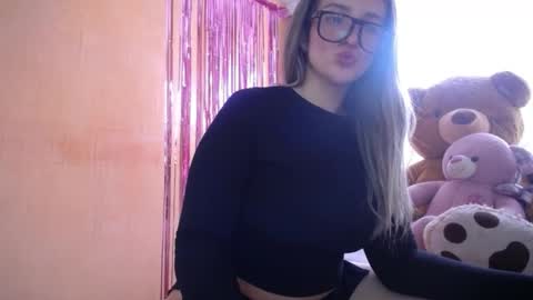 lilieth  online show from January 2026 03:47:01 PM