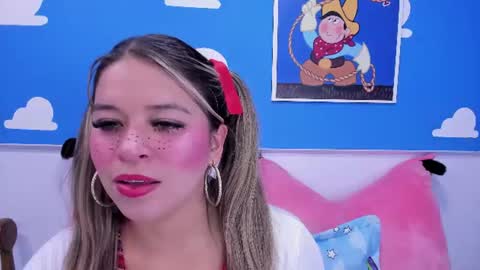 Snapshot of miss_lucyla chatting on June 2026 11:02:02 AM miss_lucyla online show from June 2026 11:02:02 AM