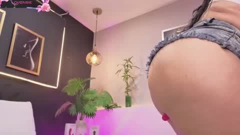   online show from February 2026 01:53:02 AM