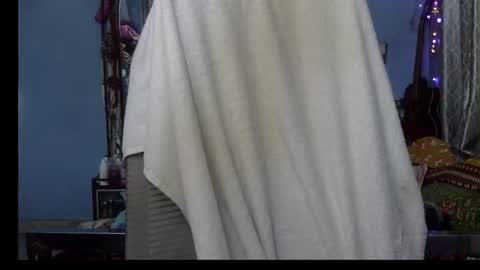 Snapshot of miss_mahi69 chatting on July 2026 04:19:01 AM Mahi online show from July 2026 04:19:01 AM