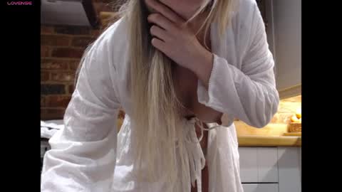 Anna online show from April 2026 02:36:02 AM