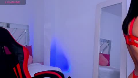   online show from February 2025 12:03:02 PM