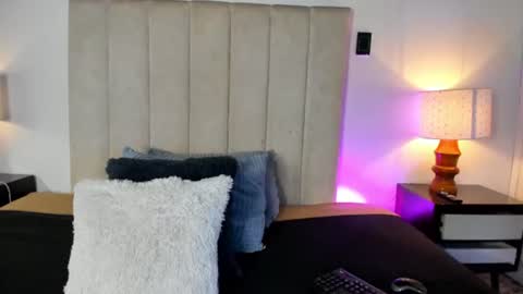miss_milf_ online show from July 2026 07:41:02 PM