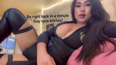 Snapshot of miss_miyuka chatting on June 2026 12:58:02 AM THE DEVIL CALL ME MASTER online show from June 2026 12:58:02 AM