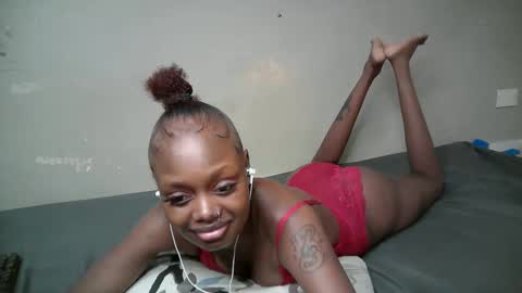 miss_pretty01 online show from May 2026 10:00:01 AM