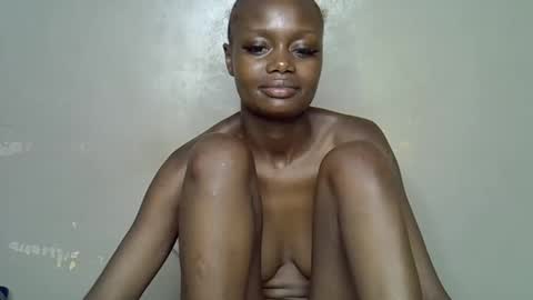 miss_pretty1 online show from January 2026 07:41:02 PM