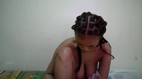 Snapshot of miss_rihanna2 chatting on April 2026 03:20:02 AM miss_rihanna2 online show from April 2026 03:20:02 AM