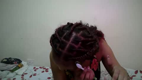 Snapshot of miss_rihanna2 chatting on April 2026 03:53:01 PM miss_rihanna2 online show from April 2026 03:53:01 PM