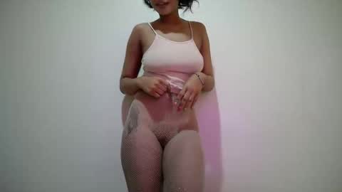 Snapshot of miss_rihanna2 chatting on May 2026 08:19:01 AM miss_rihanna2 online show from May 2026 08:19:01 AM