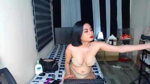 miss_sahara0 online show from April 2026 11:00:01 AM