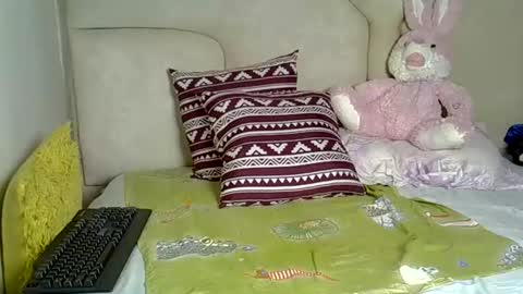 Snapshot of miss_squirty2 chatting on May 2026 06:32:01 AM jasmine online show from May 2026 06:32:01 AM