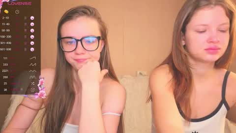 Snapshot of miss_sweetbb chatting on November 2025 05:13:02 AM Bella online show from November 2025 05:13:02 AM