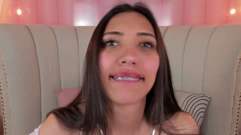 Veronica summer  7AM to 1500 PM hour GMT-5 online show from December 2024 02:39:01 PM