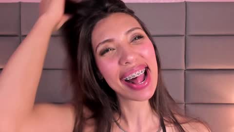 Veronica summer  7AM to 1500 PM hour GMT-5 online show from January 2025 05:37:02 PM