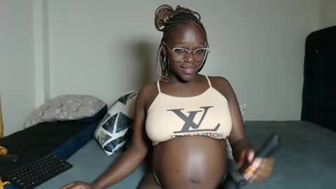 Snapshot of miss_wetcherry chatting on May 2026 11:58:01 PM Cherie Independent model online show from May 2026 11:58:01 PM