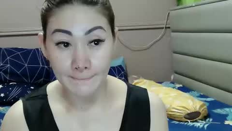 Snapshot of miss_zephyr chatting on February 2026 09:08:01 AM HOT MOMMY ZEPHYR online show from February 2026 09:08:01 AM