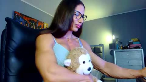 Snapshot of missale chatting on July 2026 08:26:02 PM Alesyamuscledoll online show from July 2026 08:26:02 PM