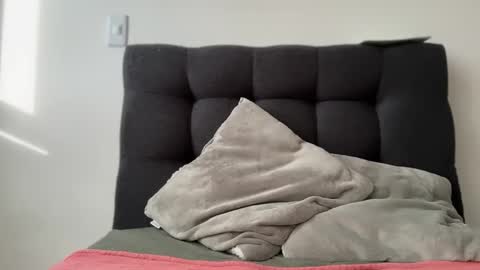 Ameliahs online show from December 2025 11:48:01 AM