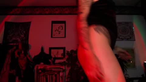 Snapshot of missanarky chatting on February 2026 02:53:01 AM Anarkitten online show from February 2026 02:53:01 AM