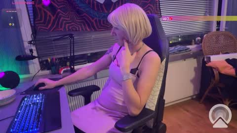 MissBeccasissy online show from December 2024 04:21:01 PM