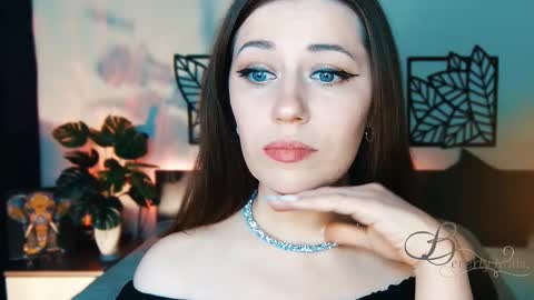 Snapshot of missbeverlymills chatting on February 2025 12:11:01 PM The divine Beverly online show from February 2025 12:11:01 PM