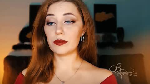 Snapshot of missbeverlymills chatting on October 2025 02:07:01 AM The divine Beverly online show from October 2025 02:07:01 AM