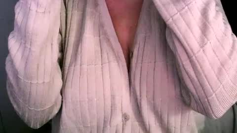 Avamlash online show from June 2026 10:01:02 PM