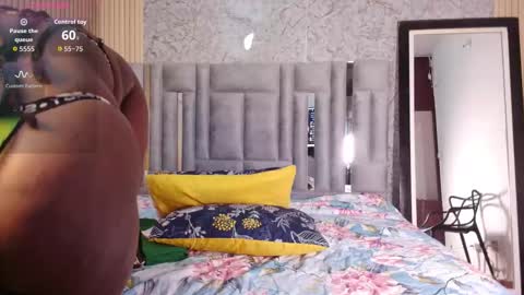 Miss Evelyn  online show from November 2025 12:27:01 PM