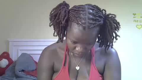 Snapshot of misscandy352_ chatting on April 2026 06:32:02 PM misscandy352_ online show from April 2026 06:32:02 PM