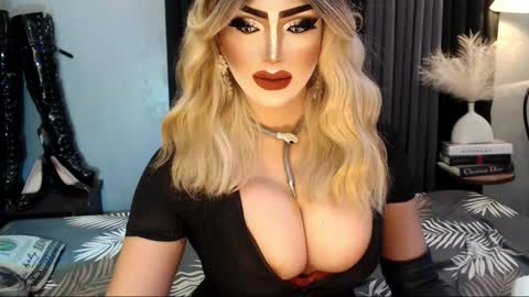 PRIESTESS CHANNEL online show from November 2025 09:42:02 AM