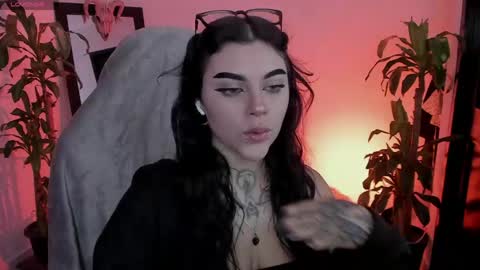 Snapshot of misscharlottte_18 chatting on April 2026 05:16:02 AM Missy Charlottte. Hey remember to give me a thumbs up ty online show from April 2026 05:16:02 AM