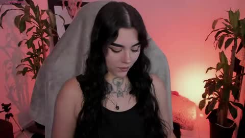 Snapshot of misscharlottte_18 chatting on April 2026 05:00:02 AM Missy Charlottte. Hey remember to give me a thumbs up ty online show from April 2026 05:00:02 AM