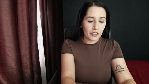 Miss online show from October 2025 12:58:01 PM