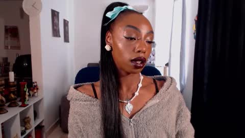 Emilie Diaz online show from March 2026 03:38:01 PM