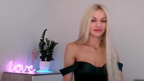 EMMA online show from December 2024 07:25:01 AM