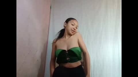 MadagascarQueen online show from March 2026 12:16:01 PM