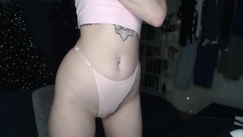 missfiti online show from December 2024 02:21:01 PM