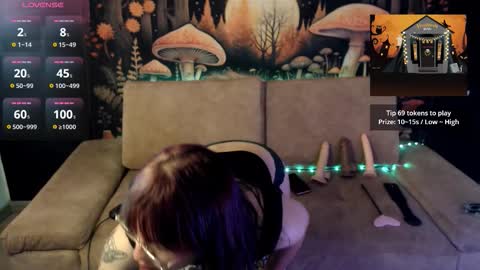 Luna online show from October 2025 01:43:02 PM