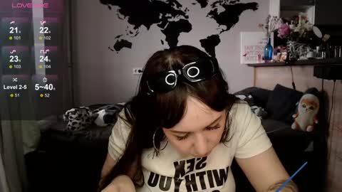 Snapshot of missgenevaonceagain chatting on June 2026 12:22:01 PM G online show from June 2026 12:22:01 PM