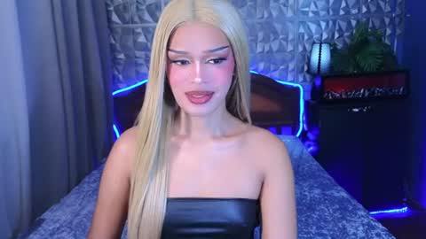 Snapshot of missionary_addiction_cumshot chatting on June 2026 02:52:01 PM im your queen steffie online show from June 2026 02:52:01 PM
