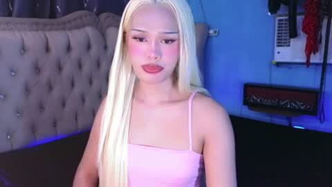 Snapshot of missionary_addiction_cumshot chatting on July 2026 12:00:02 PM im your queen steffie online show from July 2026 12:00:02 PM
