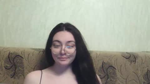 missis mona online show from April 2026 06:57:01 PM