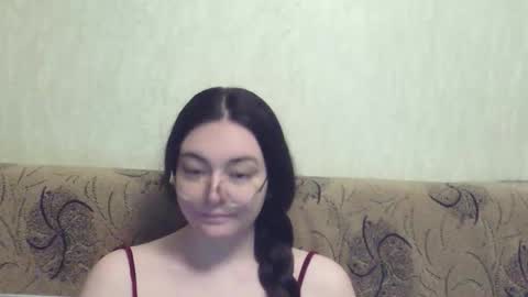 missis mona online show from April 2026 07:09:02 PM