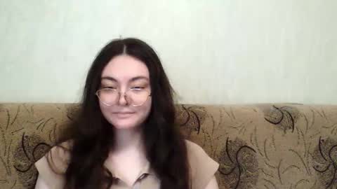 Snapshot of missis_mona chatting on May 2026 02:01:01 PM missis mona online show from May 2026 02:01:01 PM