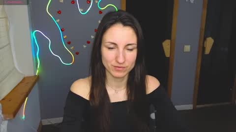 Sofia online show from March 2025 07:10:01 AM